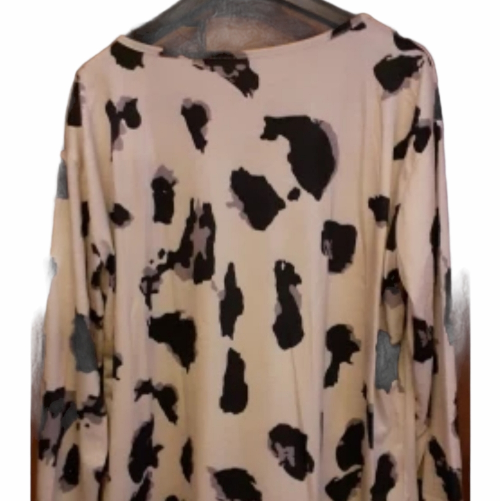 Boho V-Neck Long Sleeve Shirt - Picture 7 of 8
